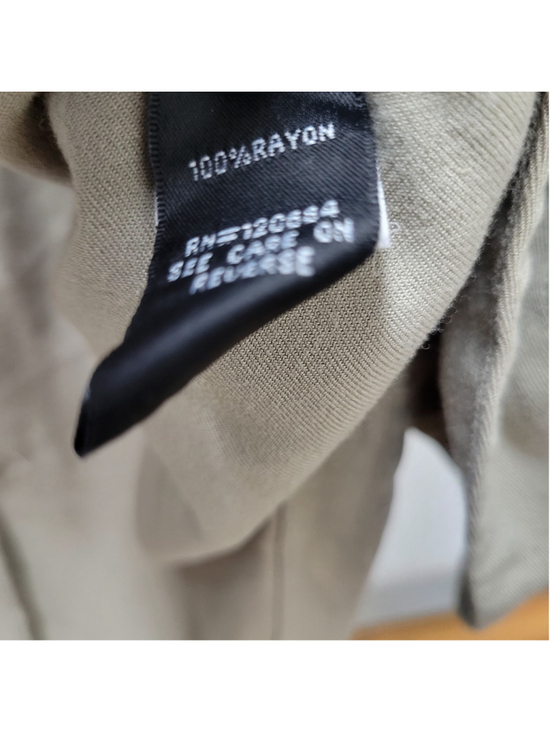 Torrid Women Open Front Olive Roll-Tab Slit-Back Hoodie 100% Rayon Jacket Size 2 - Picture 10 of 10